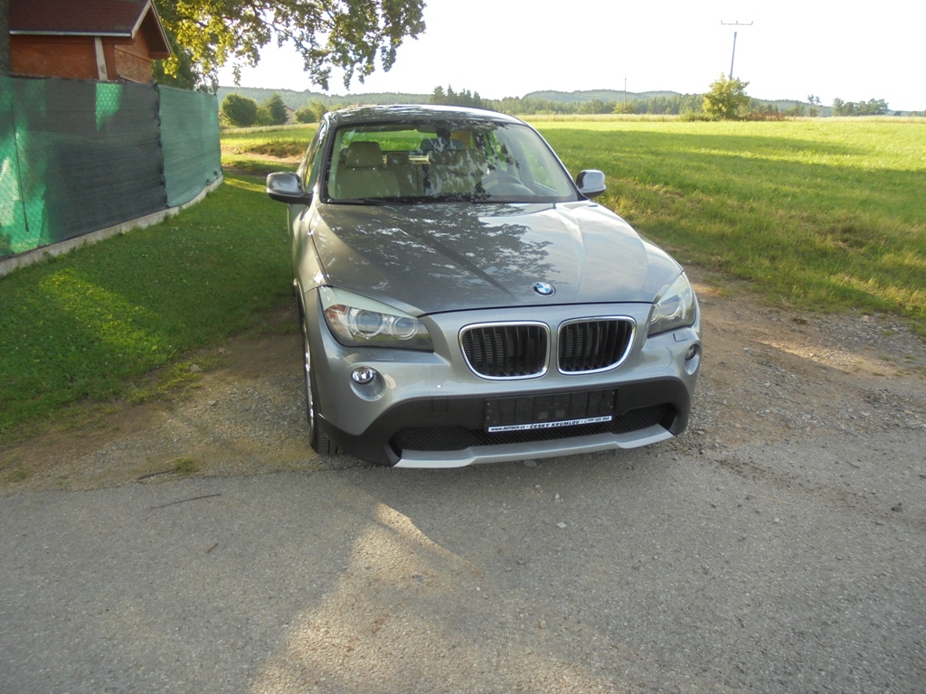 BMW X1, X-Drive 2,0 120 kw,1x maj.nová STK,tažné 2t.Fešák